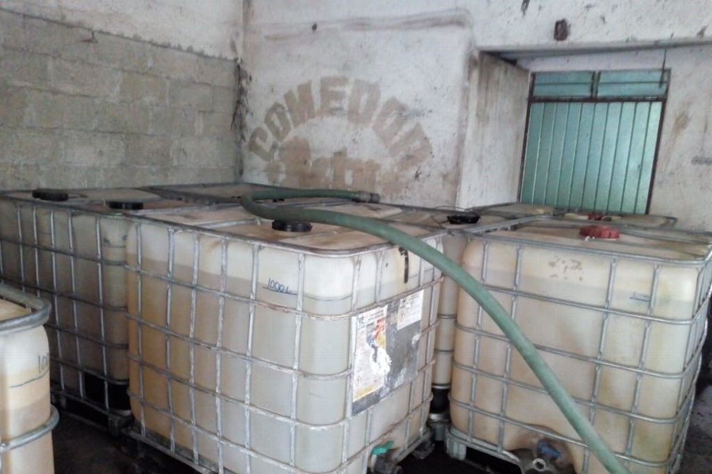 Imagen Recuperan más de 11 mil litros de hidrocarburo en Tierra Blanca, Veracruz