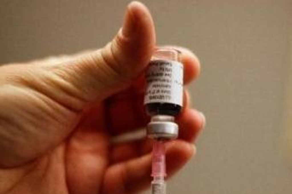Imagen Vacuna contra coronavirus podría estar lista en 10 años: Especialista