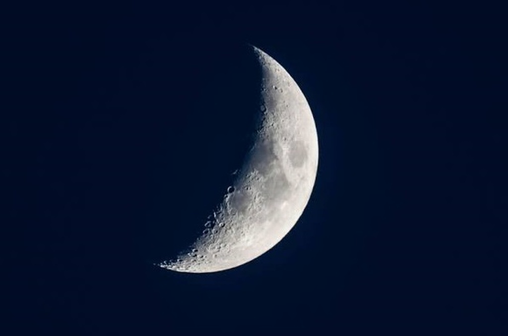 Imagen Hoy viernes se registrará la primera Luna Nueva del 2020