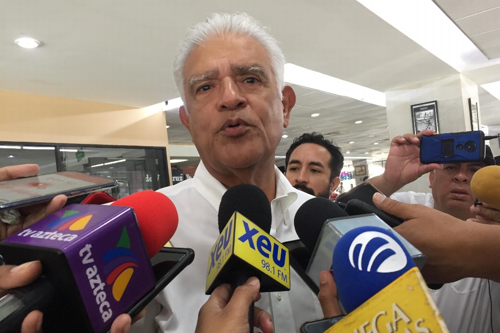 Imagen El exfiscal Jorge 'N' está en Puebla y va a regresar a Veracruz: Reyes Peralta