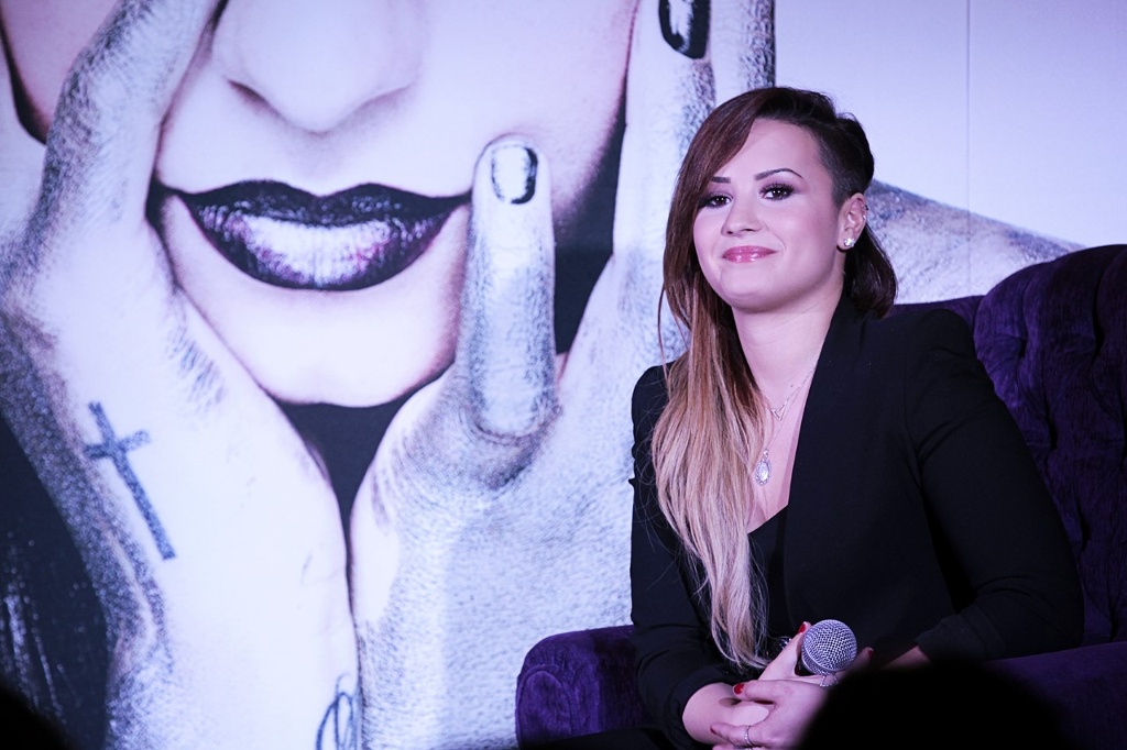 Imagen Demi Lovato regresa a la música después casi morir por sobredosis hace dos años