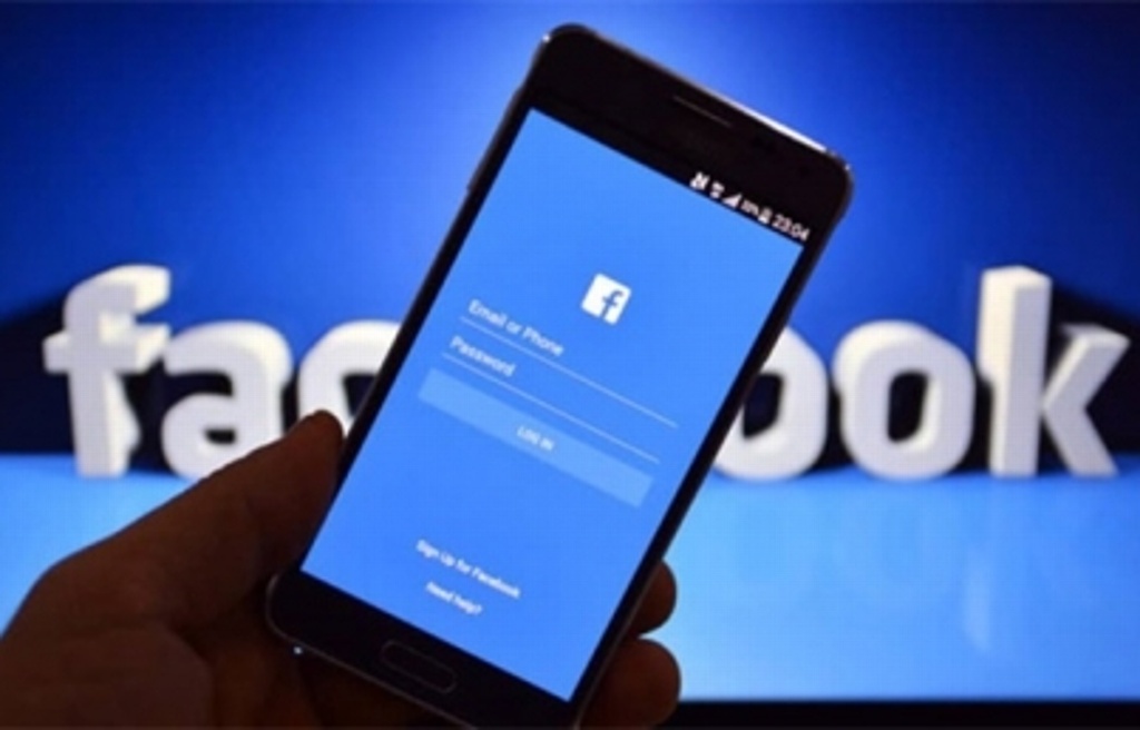 Imagen Facebook alcanza ingresos récord, pero su crecimiento es lento