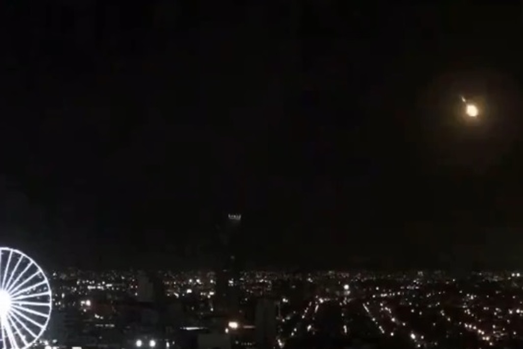 Imagen Reportan en redes caída de meteorito en México (+Video)