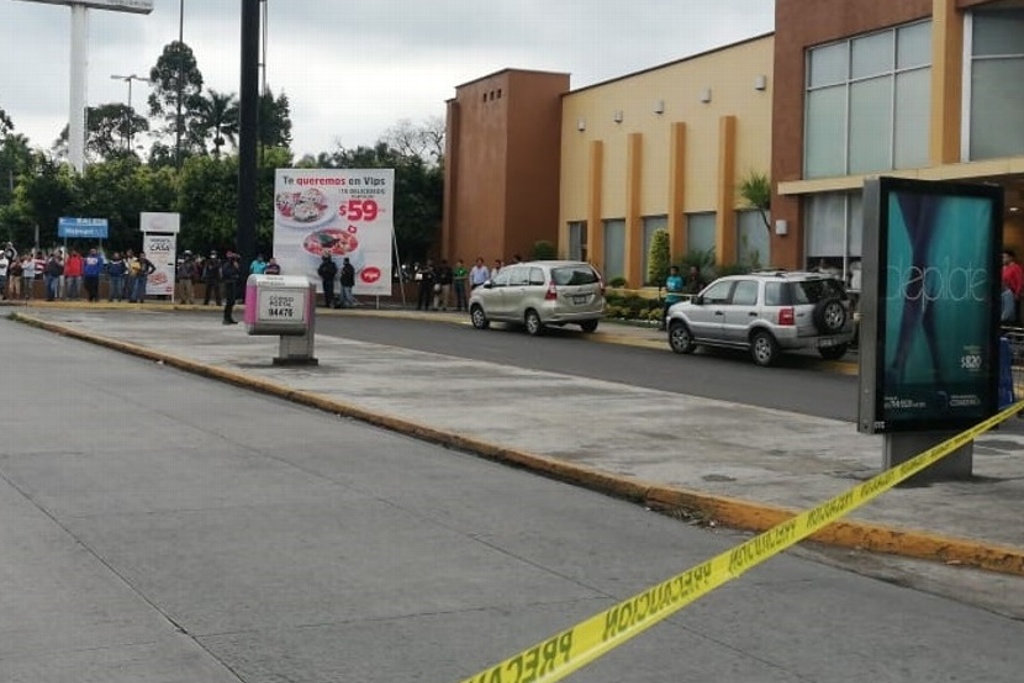 Imagen Lamenta alcalde de Veracruz muerte de policías tras ataques en Córdoba