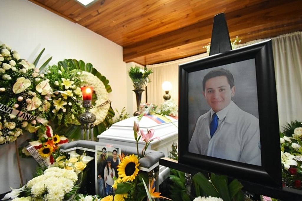 Imagen Muerte de estudiante xalapeño en Puebla evidenció violencia: Padre de víctima