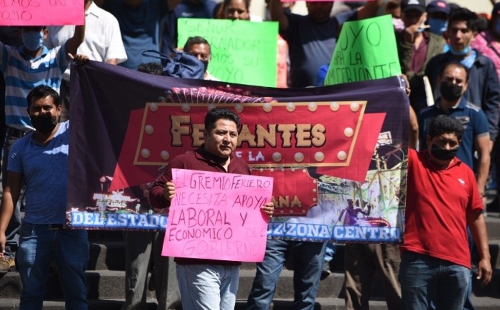 Imagen Trabajadores de ferias y carnavales de Xalapa, Veracruz piden apoyo y trabajo para salir adelante