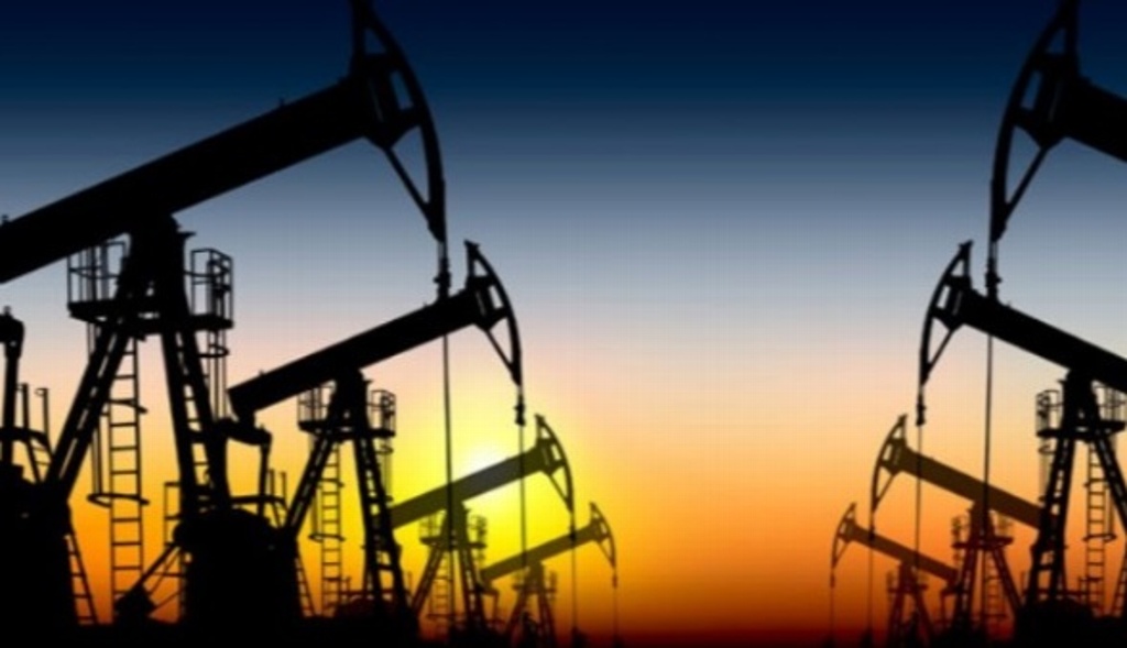 Imagen Tras informes de posible recorte de producción, petróleo se dispara casi 25% 
