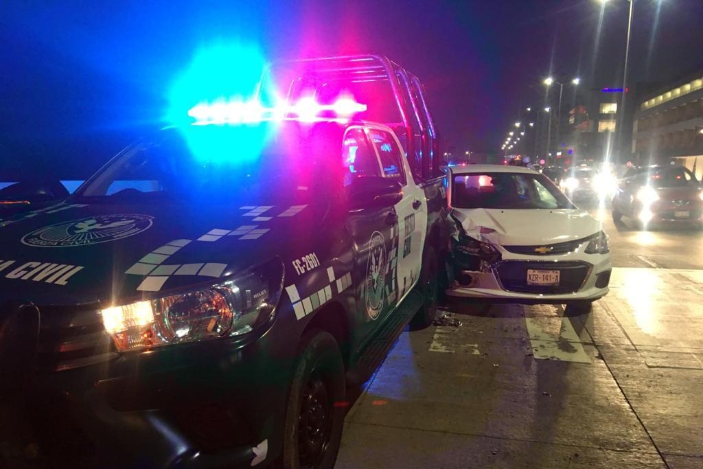 Imagen Choque entre auto y patrulla en Bulevar de Boca del Río