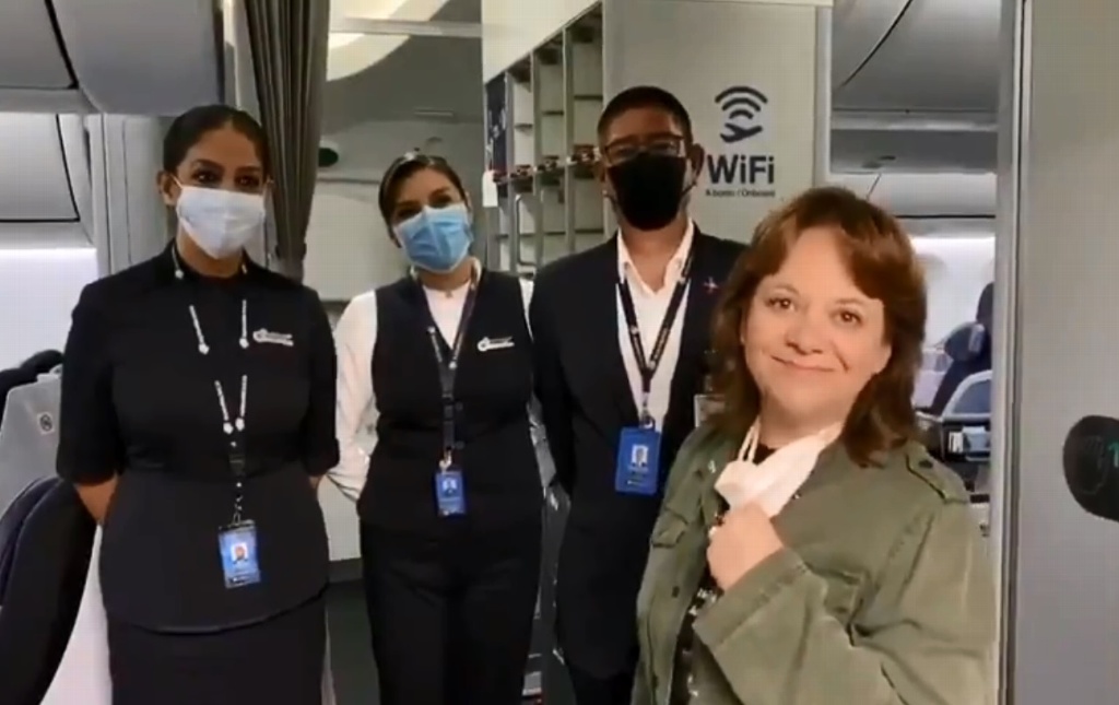 Imagen Parte a Shangai vuelo para traer equipo médico a México 