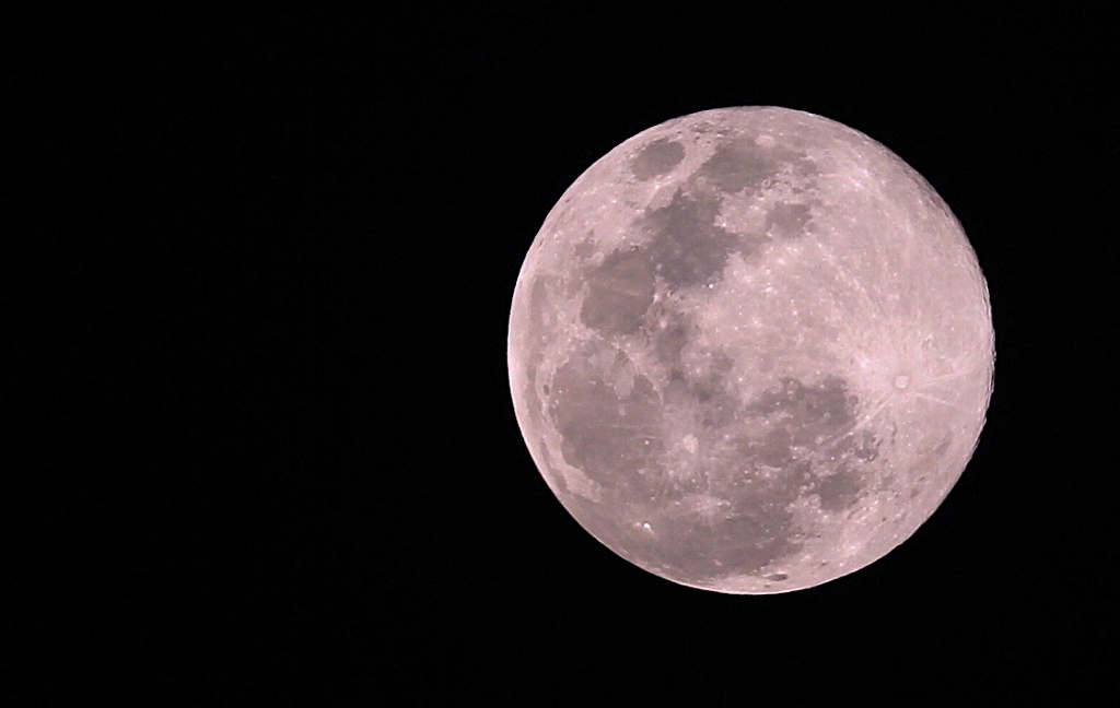 Imagen Así se ve la luna rosa desde Veracruz (+fotos)