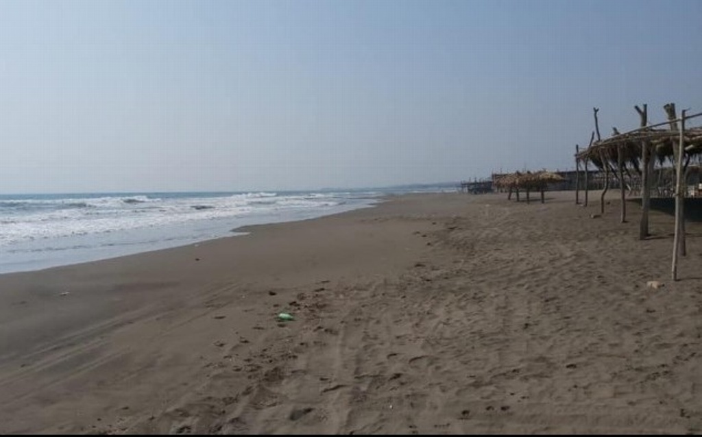 Imagen Cierran playa de Chachalacas y Juan Ángel en Úrsulo Galván, Veracruz por Covid-19
