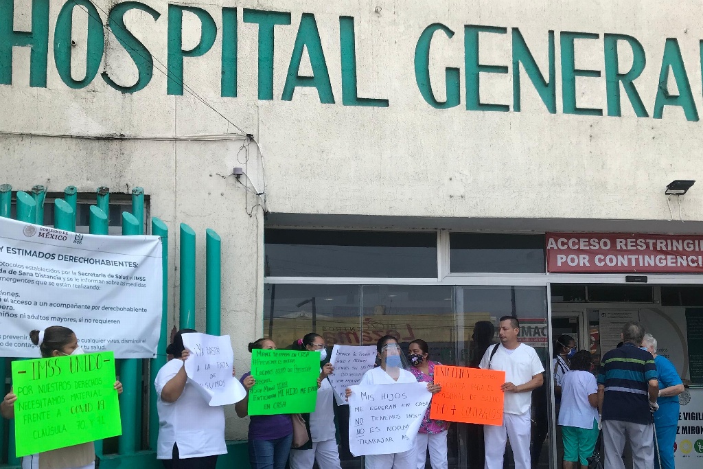 Imagen Confirman dos enfermeras en clínica 71 del IMSS en Veracruz con COVID-19 