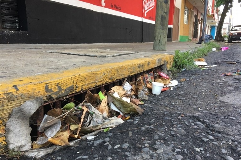 Imagen Pide PC no tirar basura en calles por si se registran lluvias fuertes en Veracruz
