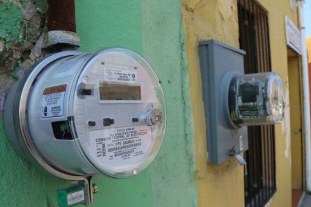 Imagen CFE deja a medio millón de mexicanos sin luz por falta de pago, en pandemia