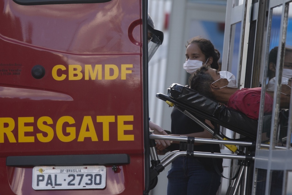 Imagen EU donará ayuda millonaria a Brasil para enfrentar pandemia