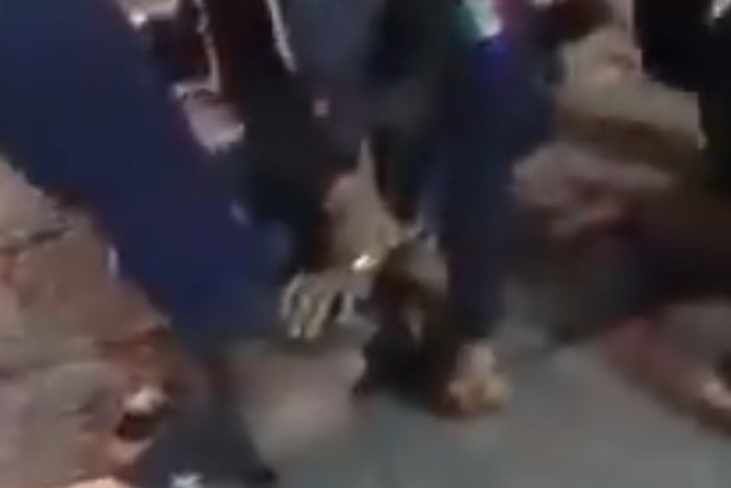 Imagen Policías mexicanos someten a hombre por no traer cubrebocas, igual que a George Floyd (+Video)
