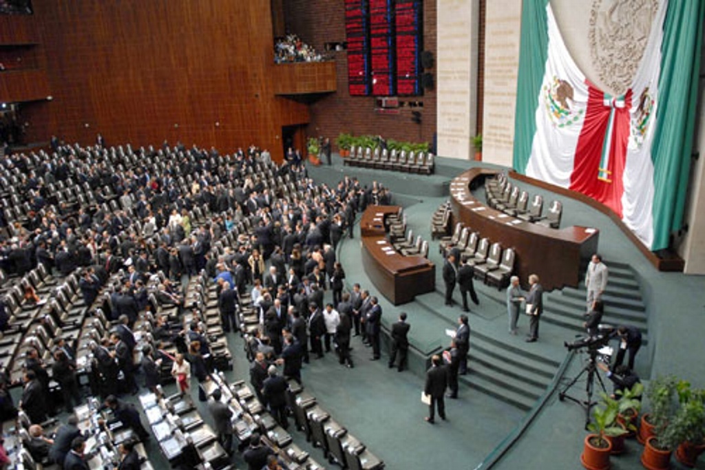 Imagen Aplazan diputados periodo extraordinario al 29 y 30 de junio
