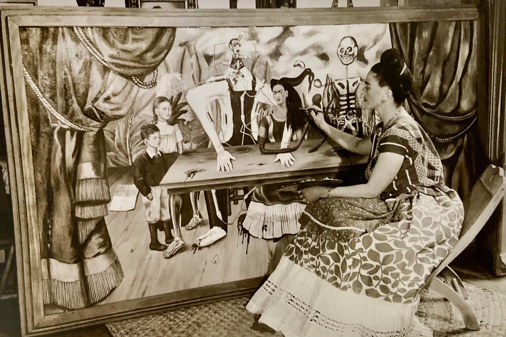 Imagen Frida Kahlo, profesora de arte por acuerdo presidencial