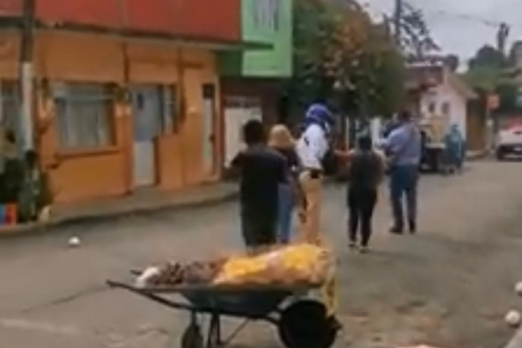 Imagen Cesan a personal de Comercio de Córdoba por agresión a vendedores ambulantes