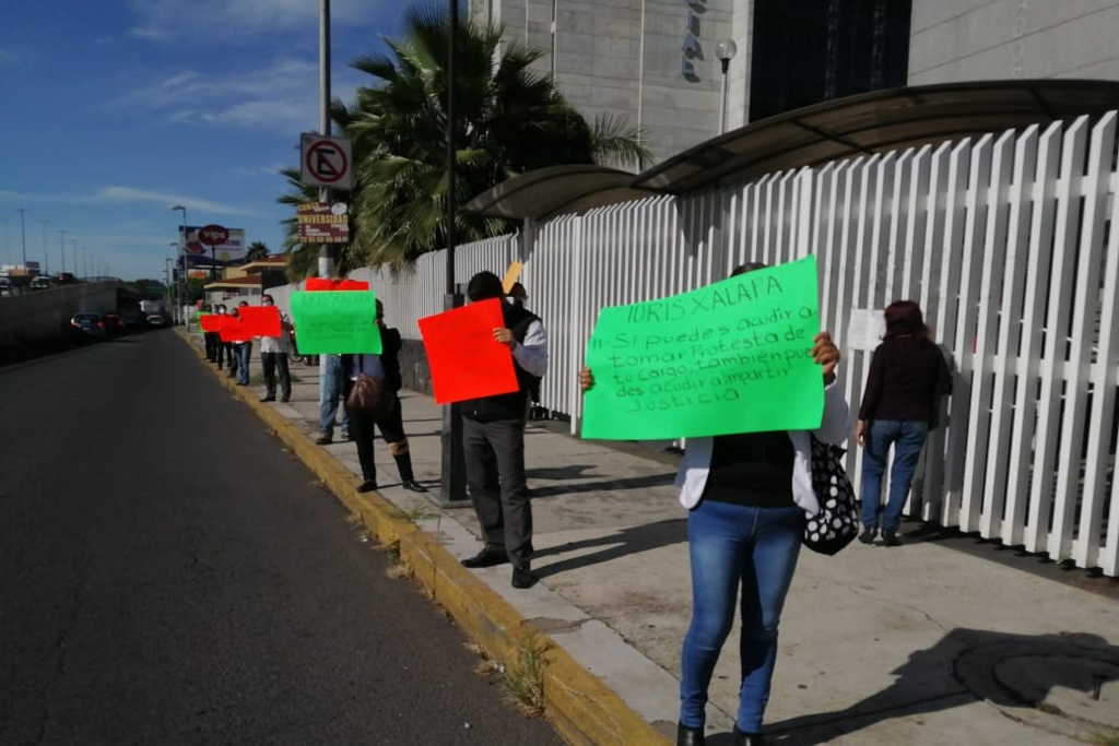 Imagen Abogados exigen habilitar sistema electrónico del Poder Judicial de Veracruz