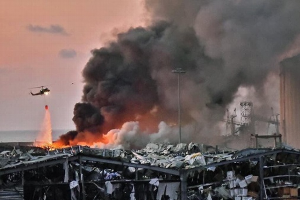 Imagen Explotaron 2,700 toneladas de nitrato de amonio en Beirut, informan autoridades libanesas