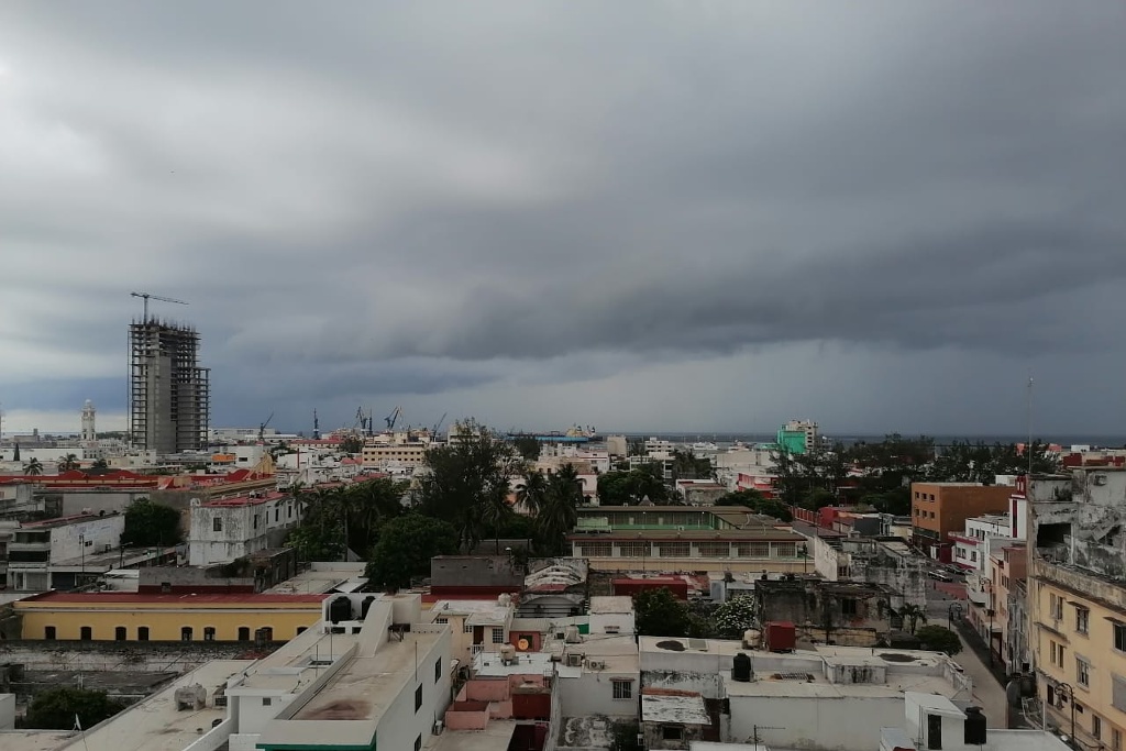 Imagen Índice de calor de 40 grados Celsius en Veracruz; prevén lluvias de nocturnas a matutinas