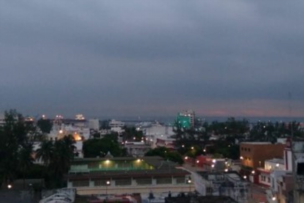 Imagen Pronostican lluvias de nocturnas a matutinas en Veracruz-Boca del Río