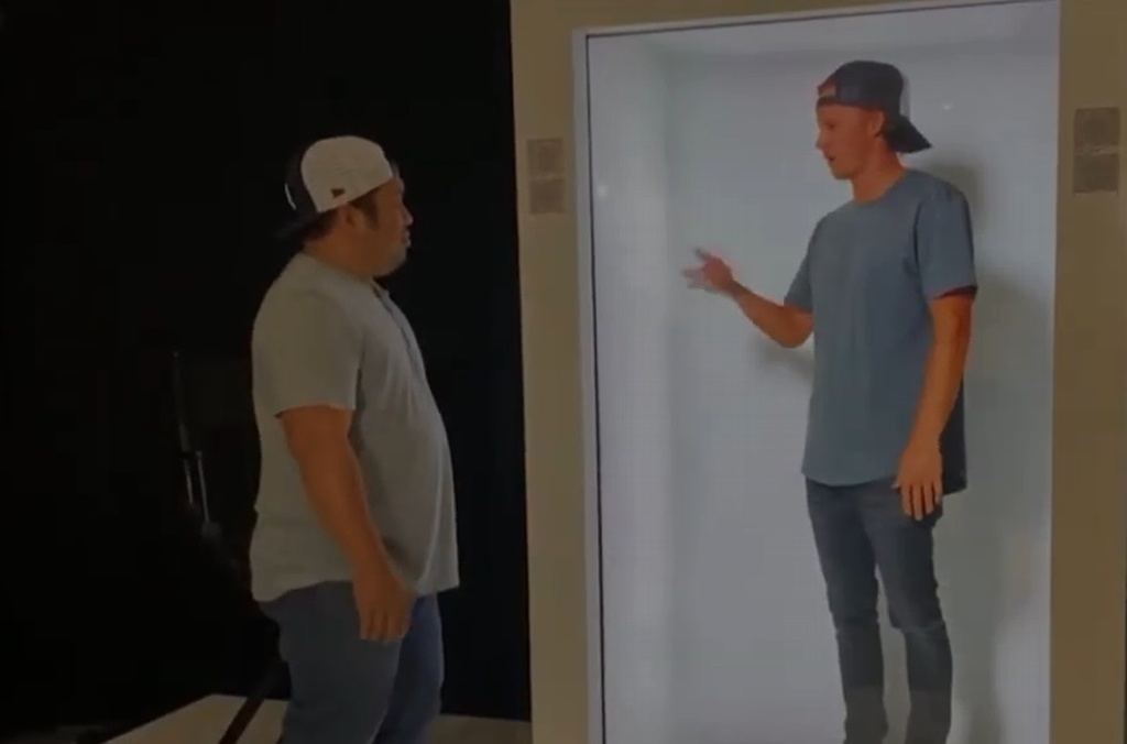 Imagen Si estás aburrido de las videollamadas, ahora puedes interactuar con hologramas tamaño real