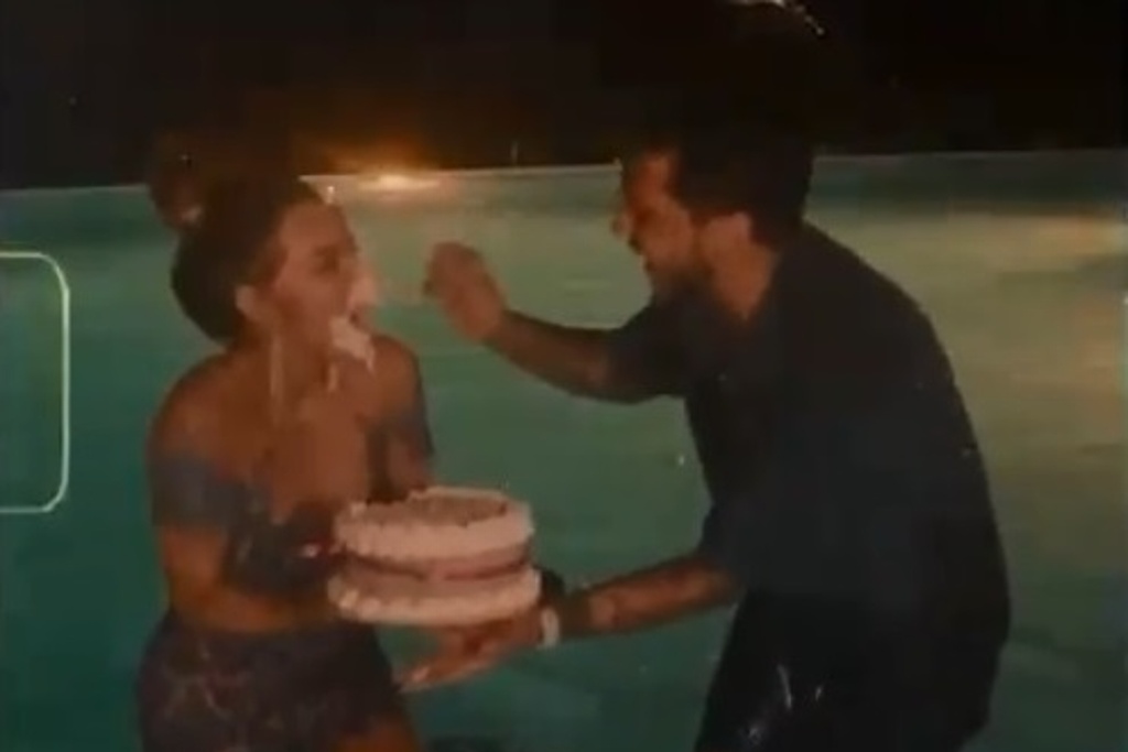 Imagen Con pastelazo, así celebró Belinda su cumpleaños junto a Christian Nodal