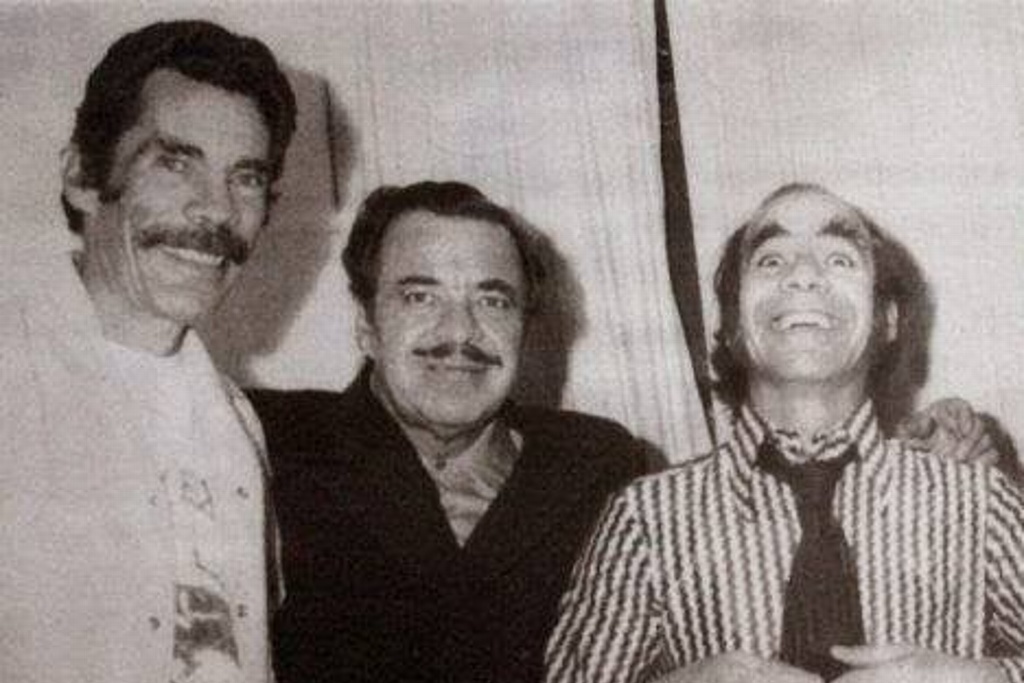 Imagen Los hermanos se reúnen; viralizan foto de 'El Loco' Valdés junto a 'Tin Tan' y 'Don Ramón'
