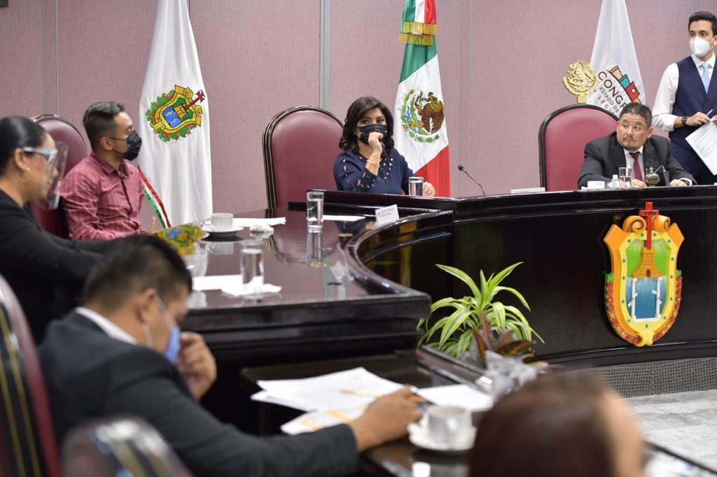 Imagen Proponen que cédula profesional sea requisito obligatorio en la administración pública