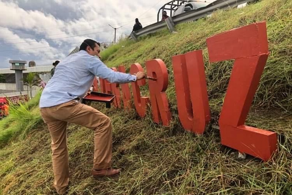 Imagen Cambia gobierno del estado color de letrero 