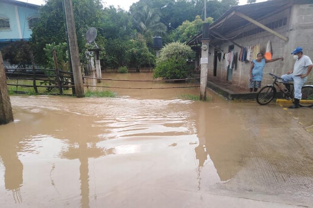 Fuertes Lluvias Provocan El Desbordamiento De Ríos En Oaxaca Xeu Noticias Veracruz 9252