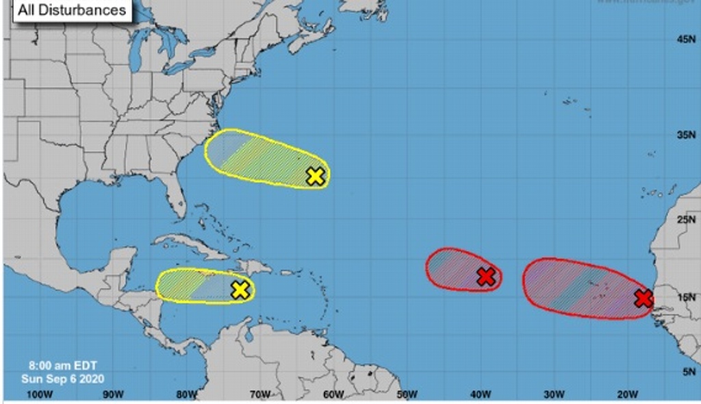 Imagen Monitorean 4 perturbaciones en el Atlántico: NOAA