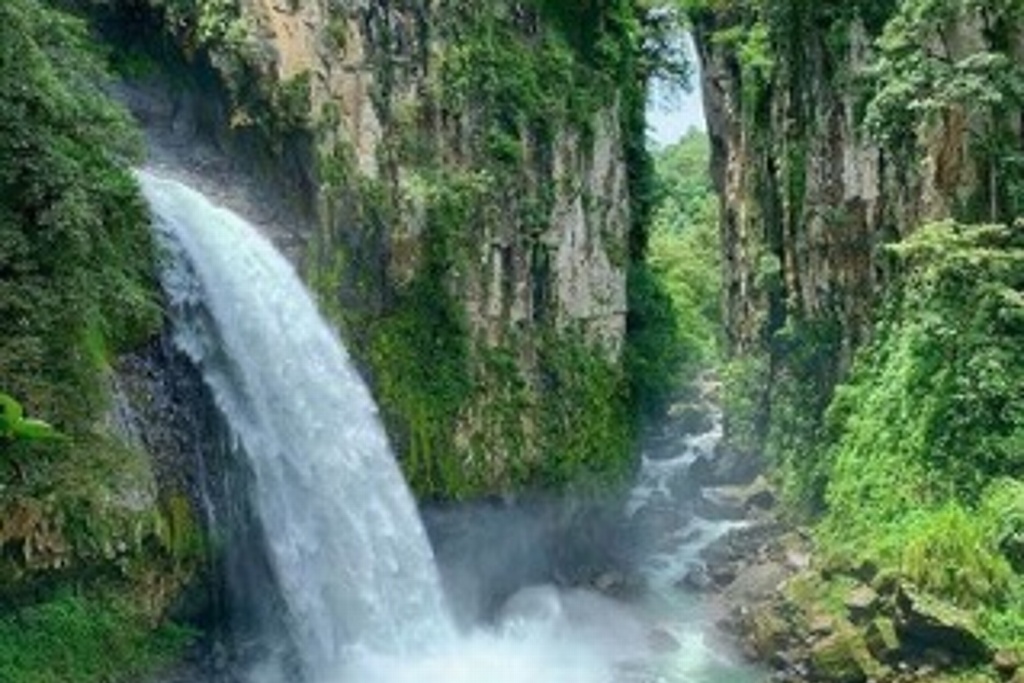 Imagen Destacan a Xico como un “Pueblo Mágico con maravillas naturales” en Veracruz