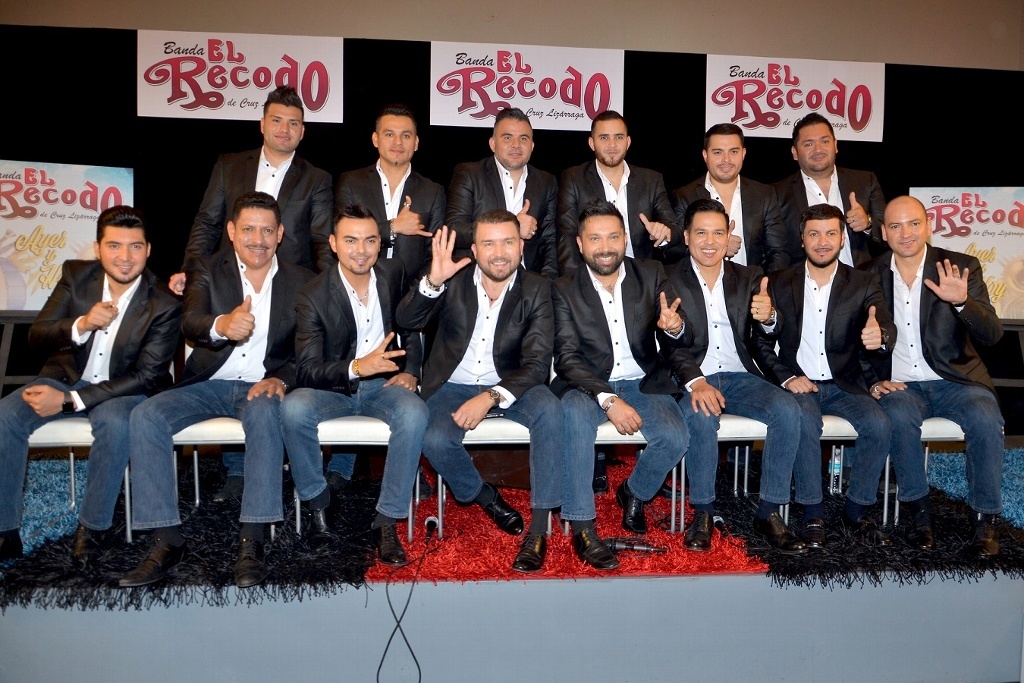 Imagen Cuatro integrantes de la Banda El Recodo dan positivo a COVID-19