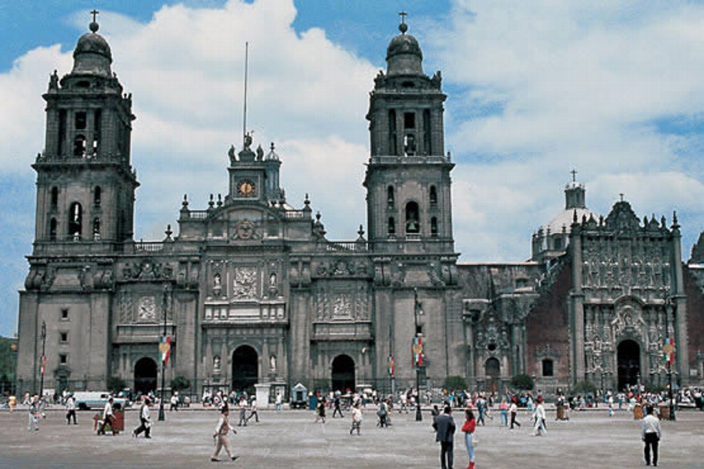 Imagen Abren acceso a Catedral Metropolitana en CDMX