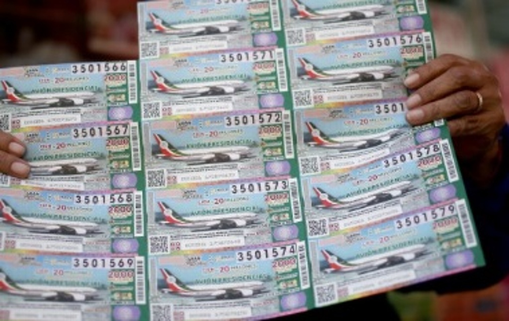 Imagen Revelan que rifa del avión presidencial costó mil millones de pesos