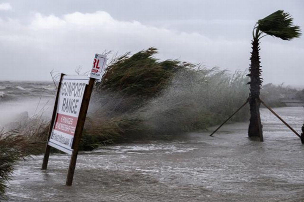 Imagen Continúa amenaza de inundaciones en Florida y Alabama por huracán 'Sally': Periodista
