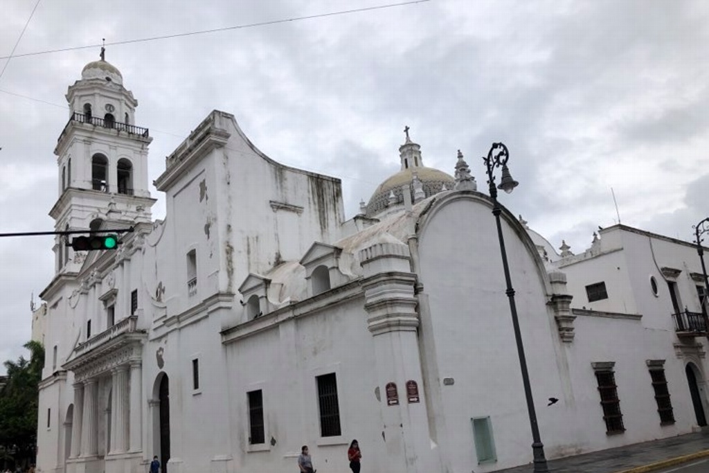 Imagen De cambiar a semáforo naranja la ciudad de Veracruz ya podrán abrir templos católicos: Obispo