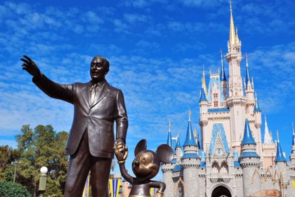 Imagen Aseguran que Disney despedirá a 28,000 trabajadores de sus parques en EU