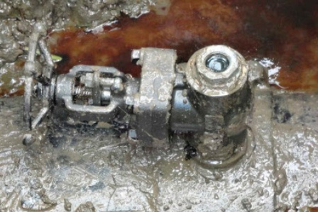 Imagen Continúa robo de combustible en Pemex, revela su departamento jurídico