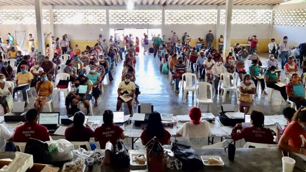Imagen Llevan brigada itinerante del Registro Civil a Papantla, Veracruz