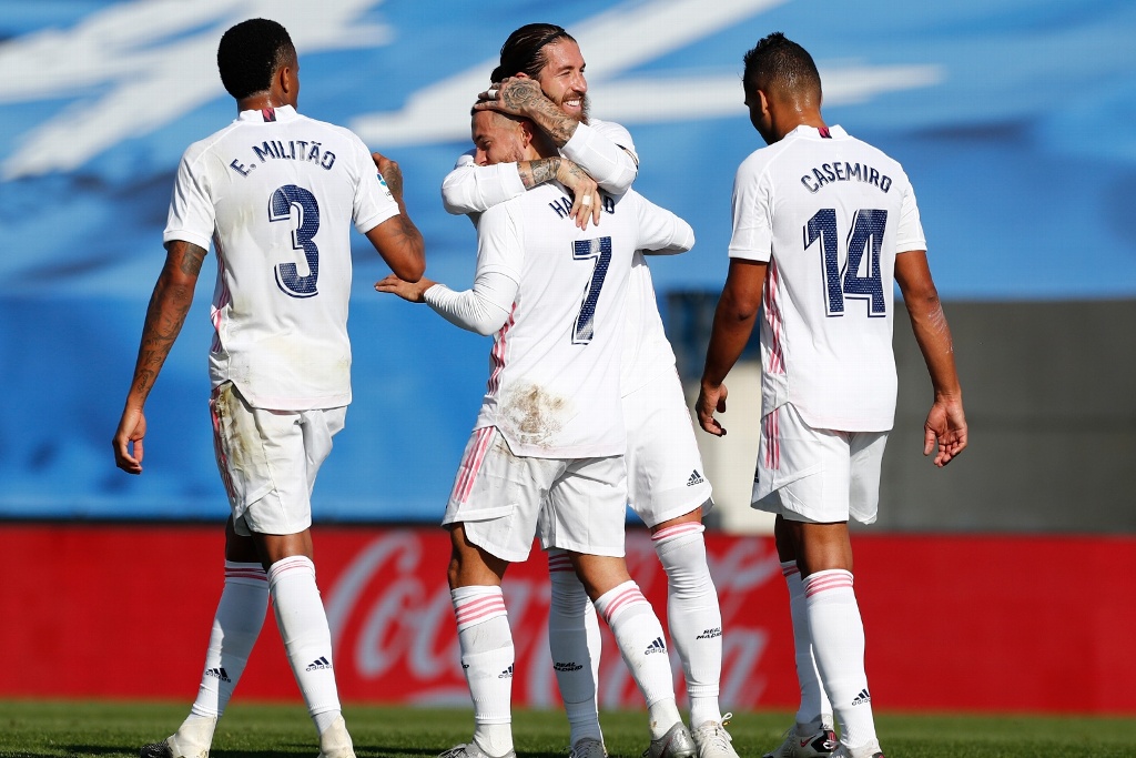 Imagen Real Madrid golea al Huesca en La Liga