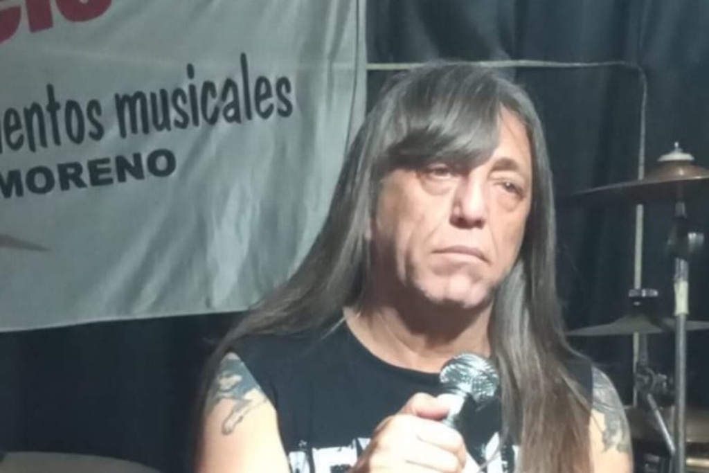 El Chavo Metalero Admite Parecido Y Se Viste Del Chavo Del 8 Video Xeu Noticias Veracruz 5336