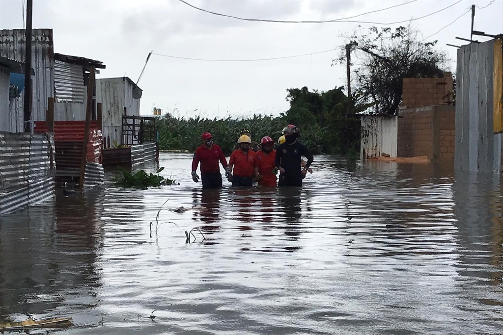 Imagen Un muerto y alrededor de 2 mil personas afectadas dejan inundaciones en Coatzacoalcos