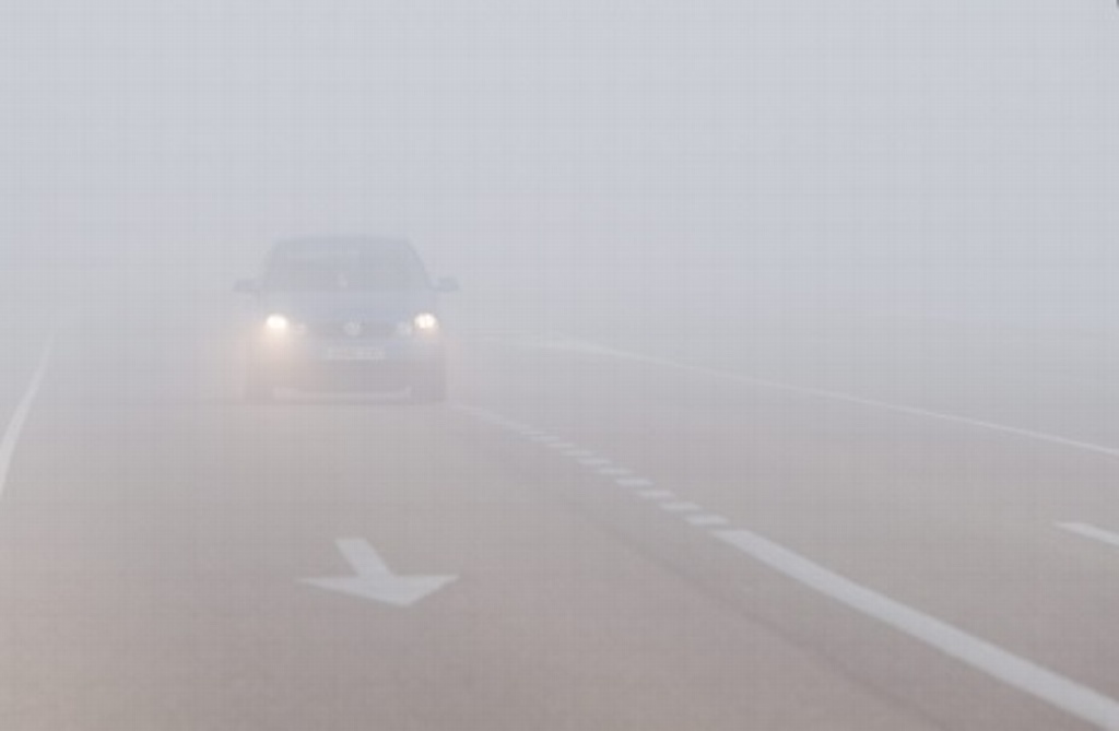 Imagen Llaman a circular con precaución en autopista Acatzingo-Ciudad Mendoza por niebla