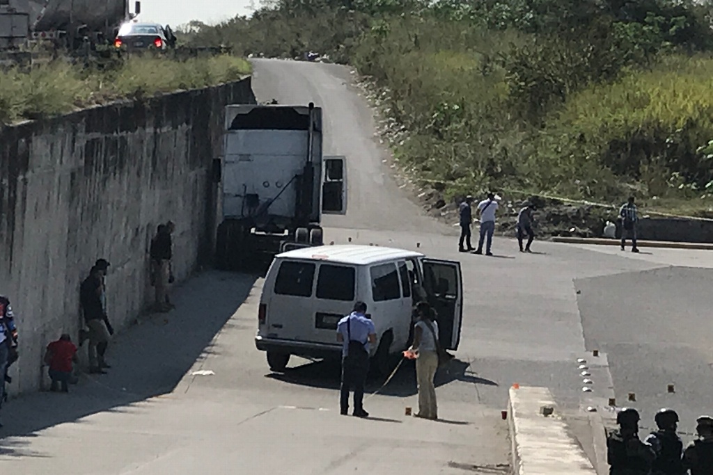 Imagen Matan a balazos a hombre y dos más resultan heridos, en Veracruz