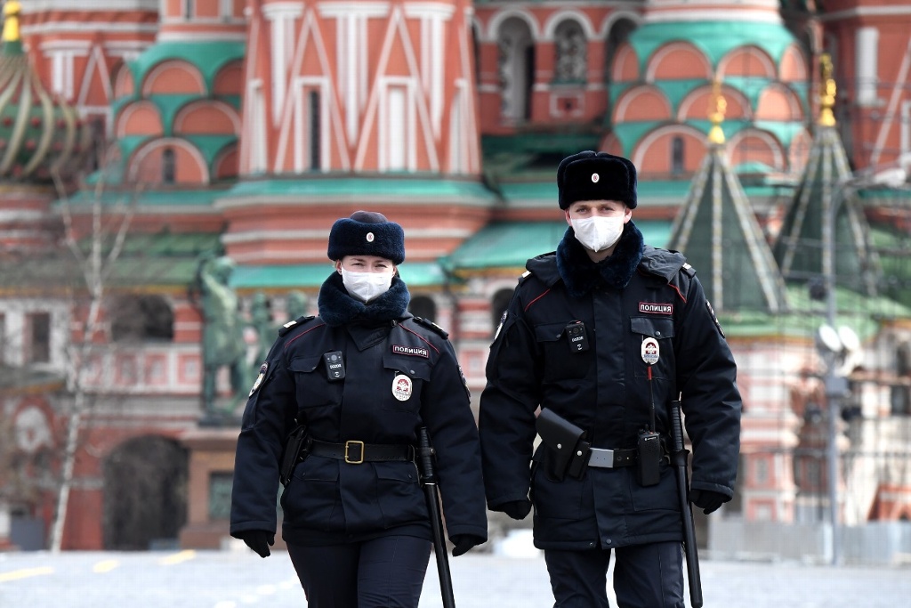 Imagen Rusia inicia aplicación de vacuna contra COVID-19 a militares