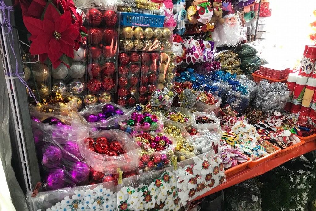 Imagen A estos precios encuentras algunos artículos navideños en Veracruz